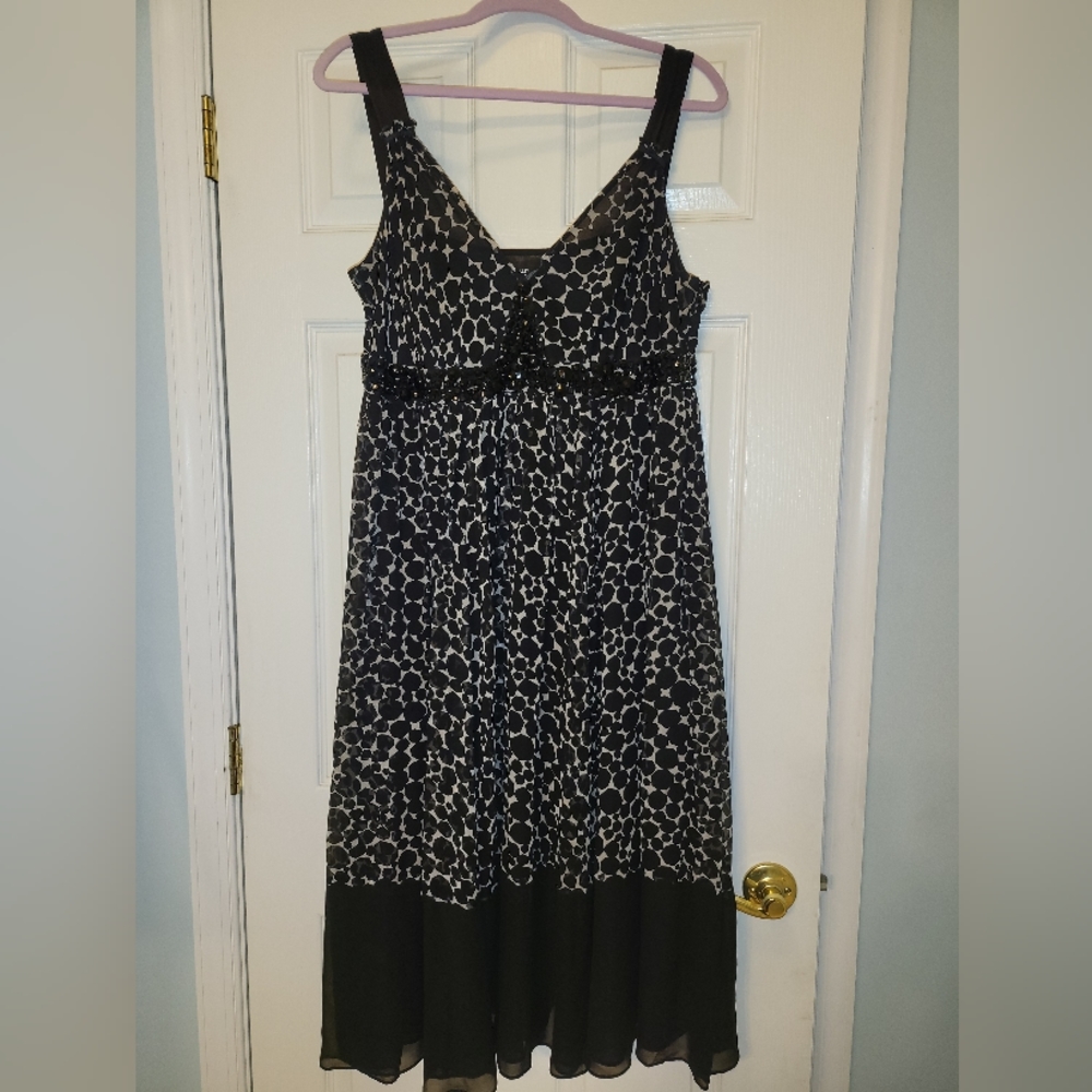 Women's Alfani Black/White Print Dress with Beading and Side Zipper Size 12